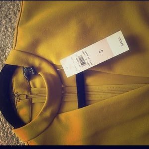 Yellow / green ann Taylor choker top